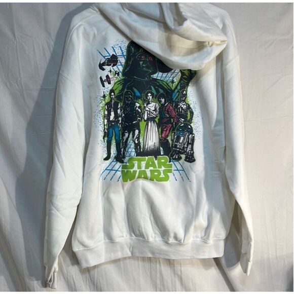 Star Wars‎ White Character Group Hoodie pullover- Brand New- Men Large - Picture 1 of 6